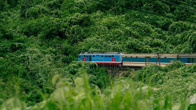 Vé Tàu Đồng Hới Đi Hà Nội - Đặt Vé Trực Tuyến Tại DSVN